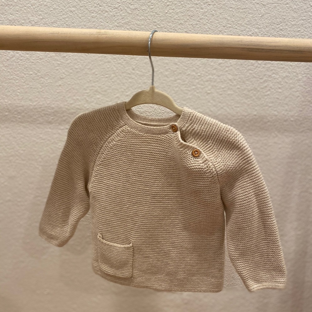 Zara knit sweater- NWOT